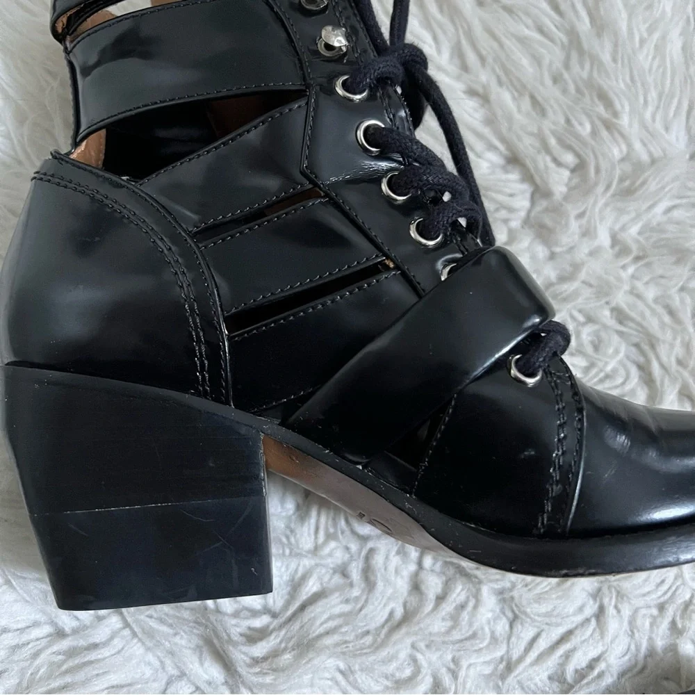 Chloe Rylee Booties - Picture 16 of 16